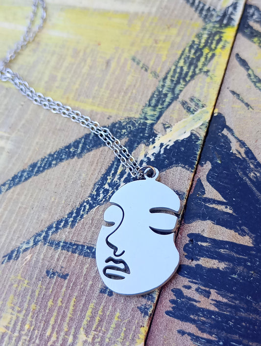 Face necklace
