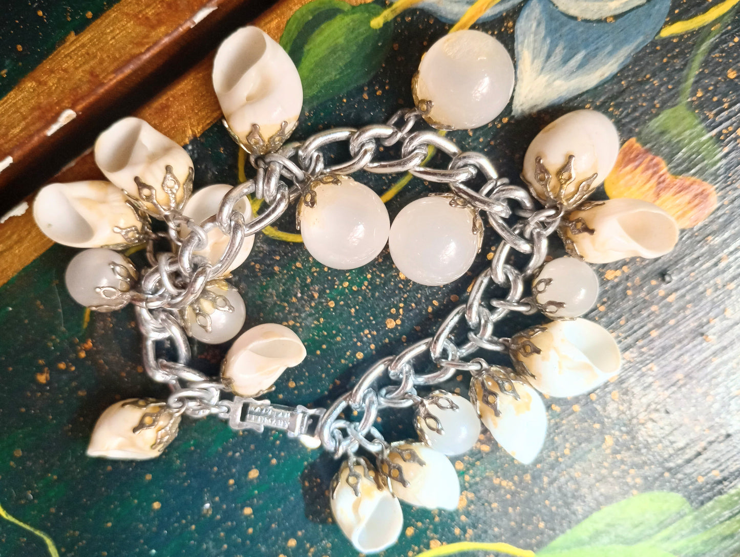 Sixties seashell charm bracelet
